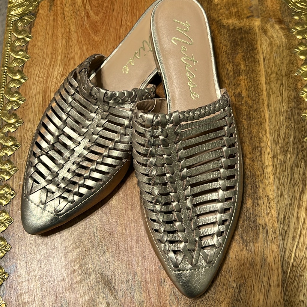 Matisse “Solstice” Mule Nwot Size 6